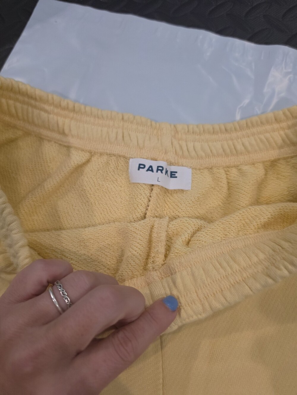PARKE Banana Cream+Peel Bundle π Mockneck S/M + Shorts L - Picture 3 of 9